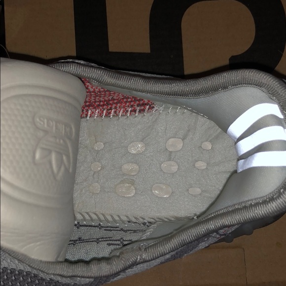 V2 “Blue tint” Yeezys - Picture 7 of 7